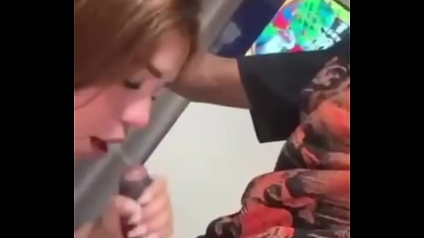 Play MP4 - VIDEO VIRAL COMPLETO INFLUENCER PAPI DARRY Y LA FAVORITA