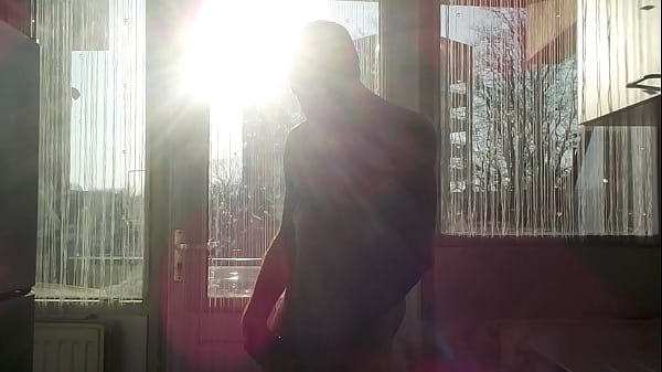 Play MP4 - Daddy gets naughty