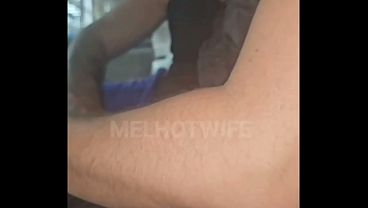 Nonton Enquanto O Corno Fazia Compras, O Macho Arrombou Meu Cu E Gozou Dentro Na Rua Do Lado thumbnail