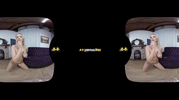 Virtualpee hottie uses a vibrator to get off and has fun in her piss