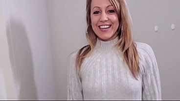 Nonton Hot French Hookup With Beautiful Blonde Babe thumbnail