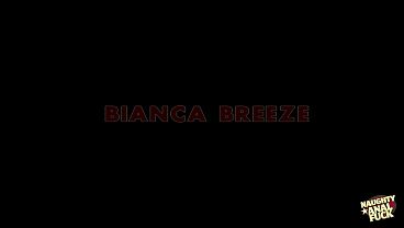 Nonton Bianca Breeze Enjoys Intense Anal Intercourse With A Large Penis. thumbnail
