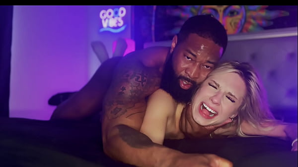 Breeding Hot Blonde Cheerleader Creampie thumbnail