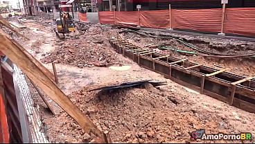 Nonton Minha Esposa E Os Pedreiros thumbnail