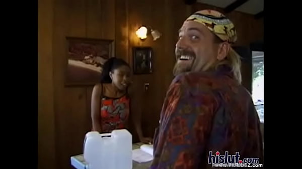 These girls are silly 