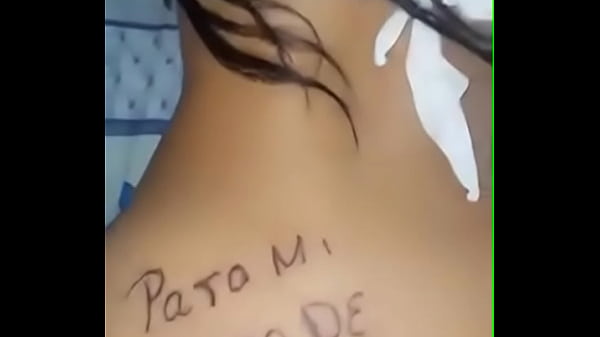 Play MP4 - Mi prima me manda whatsapp