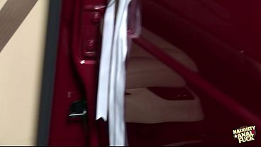 Classy lingerie lady_and her_driver_are best_cowgirl_anal friends in_the trunk