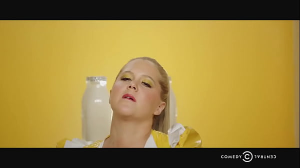 Inside amy schumer season 3 episode 1 'milk milk lemonade' 