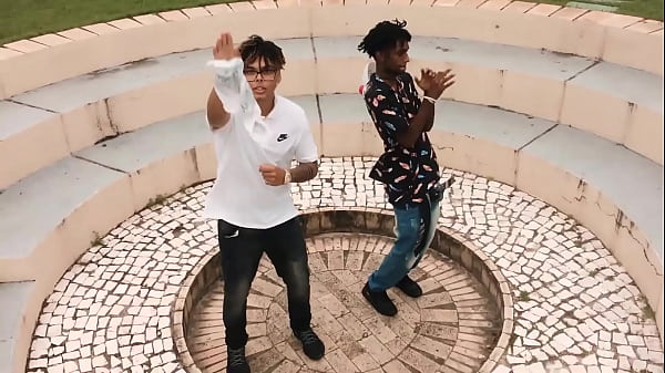 alisson ecoiote_fudendo_gostoso_estilo papaleguas com o_trap