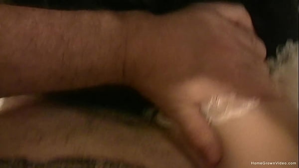 Maid didnt clean so I made her_pay me with sex