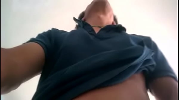 Eduardo Rodr&iacute_guez se masturba para mi