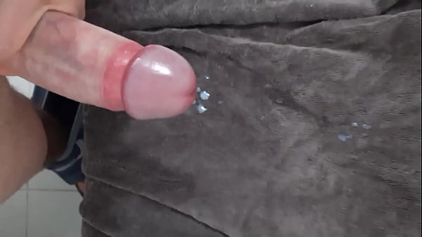 Me masturbando at&eacute; gozar forte, compila&ccedil;&atilde;o. Pau branco lindo 