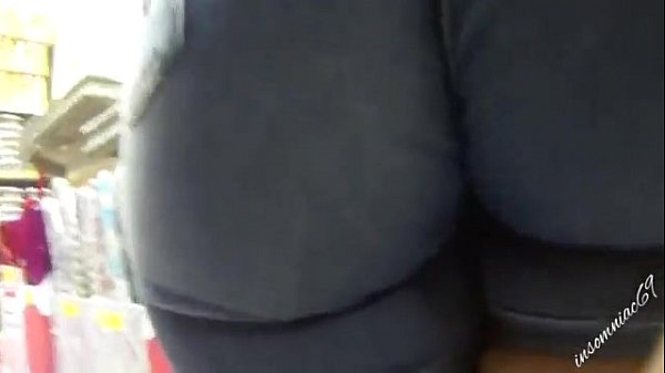 Play MP4 - Latina w&sol;Sexy TIGHT Jeans on