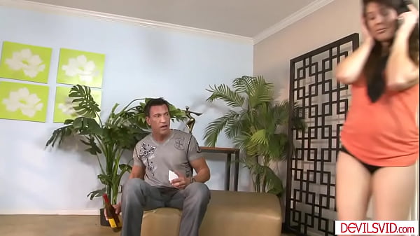 Teen babe is seducing and kissing her stepdads latino employee.The guy cant believe his boss stepdaughter giving him blowjob and wants her ass fucked 