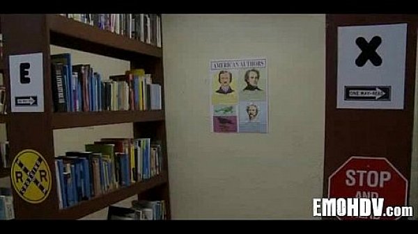 Nonton Emo Girl Gets Fucked 079 thumbnail