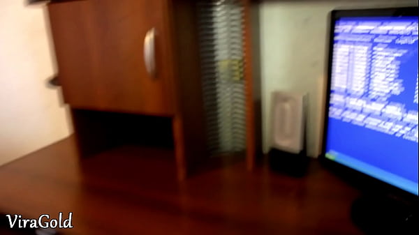 Nonton Sex With A Computer Repairman thumbnail