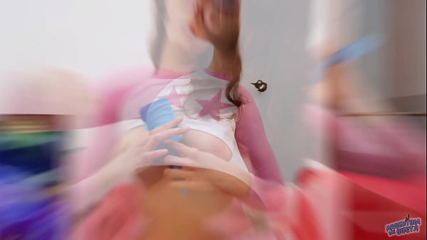 The lady and the hairbrush amazing ass perky tits fit body 