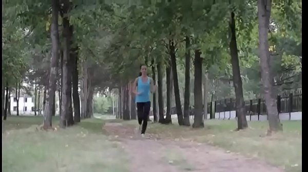 Pretty Girl_Workout_In Gym