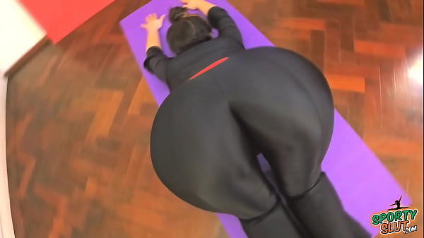 Play MP4 - BEST ASS 2015&excl; Working Out in a Black BodySuit&period; Enjoy Fiona&excl;