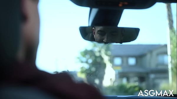 Play MP4 - Rideshare Driver Invited Upstairs By Creepy But Intriguing Passenger