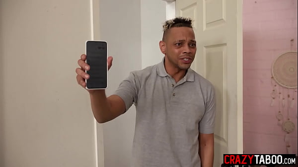 Play MP4 - Horny big ass MILF Keira Croft accidental gangbang with her big cock lovers