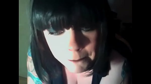 Play MP4 - Goth BBW Mistress Tina Snua Smokes A Vogue Slim Cigarette Wearing Black Lipstick