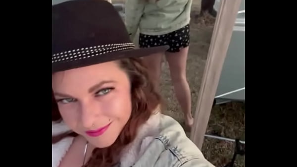 Appalachian girl with a big heart and a big butt to match proud of where i'm from and what i've got ️ 