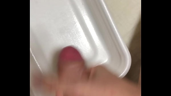 Play MP4 - Japanese gay cumshot