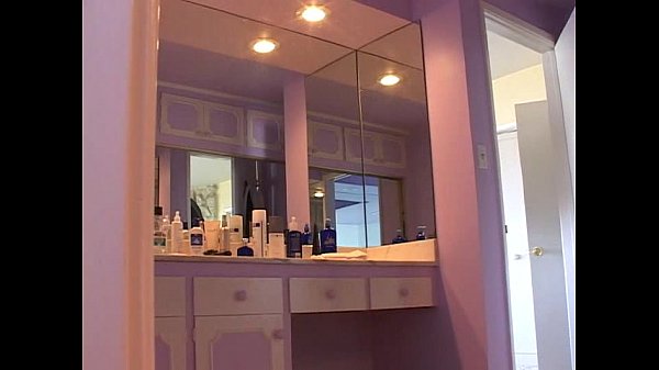 Play MP4 - Hot blonde chick goes black with big cock