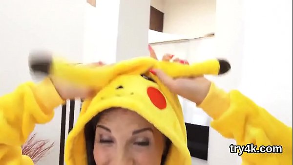 Nonton Cute Teenie Gives Head In Pov And Gets Pink Pussy Fucked thumbnail