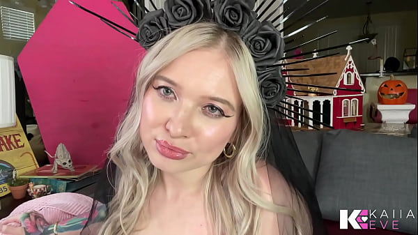 Falling for blue goddess eyes sensual mind program