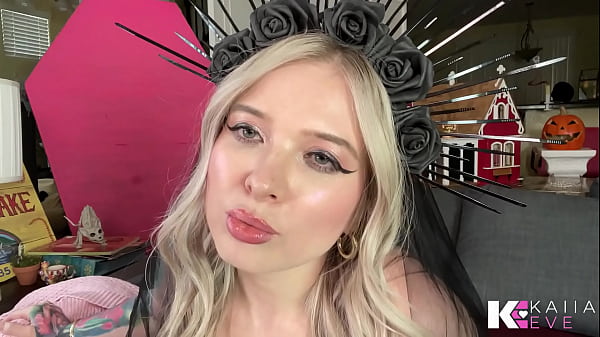 Falling for blue goddess eyes sensual mind program