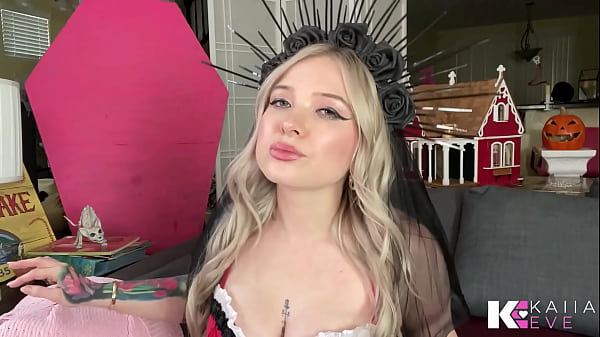 Falling for blue goddess eyes sensual mind program