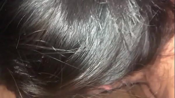 Mi puta_esposa dándome_rica mamada