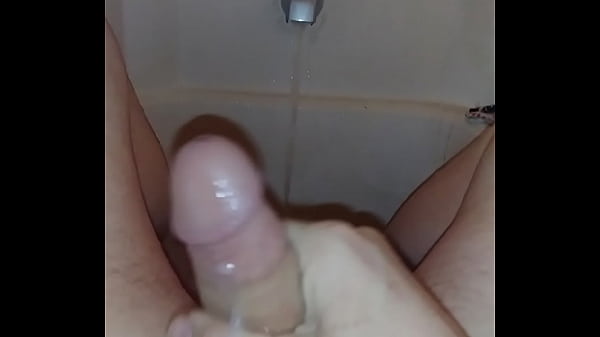 Cum bathtub