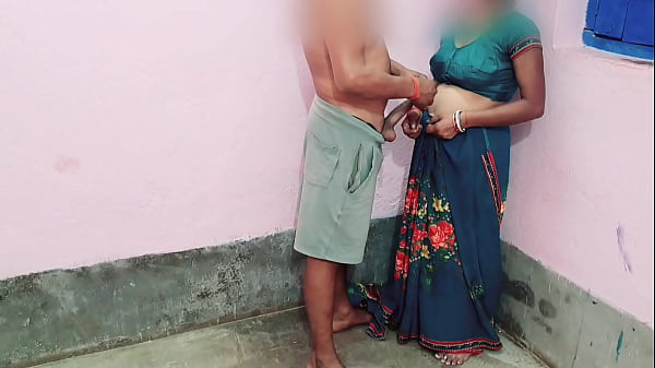 Play MP4 - bhabhi ne gand marwa devar gand six Hard Six Videos of the Village in Hindi Village desi aunty got fucked