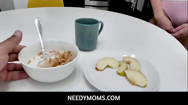 NeedyMoms TeenStepdaughter s_Breakfast With StepdaddyAften Opal