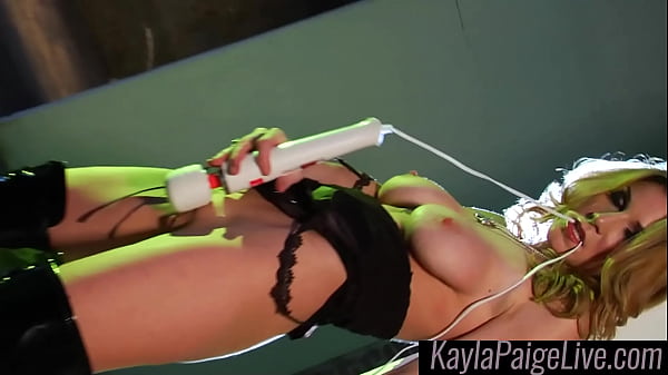 Big Breasted Hottie Kayla Paige Has A DeliciousSolo With Her Hitachi!