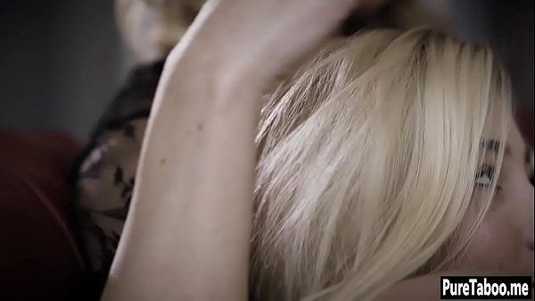 Nonton Hot Babes Enjoyed A Big Hard Cock thumbnail