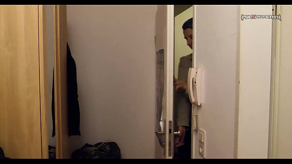 Clip 94 Secretary Woman Needs To Wash Herself thumbnail