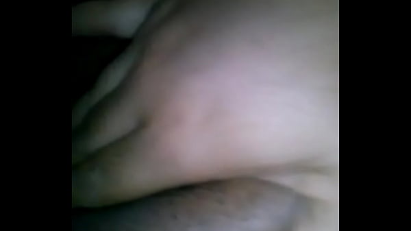 Me encanta verla comerse su_propia leche de_hembra en mi nombre