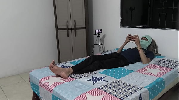 My Valentine s Day story_I got dirty withmy favorite stepbrotherwho hasa huge_cock