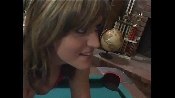 Play MP4 - Couple of Texas hotties Tyla Wynn and Bailey decided that seducing guy traing in the gym to threesome action is much exciting then playing pool