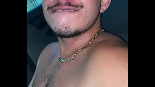 Play MP4 - No carro do Motorista de Aplicativo