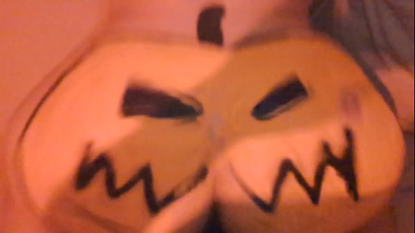 Sal&iacute; a pedir mi calaverita y me llenan la calabaza 