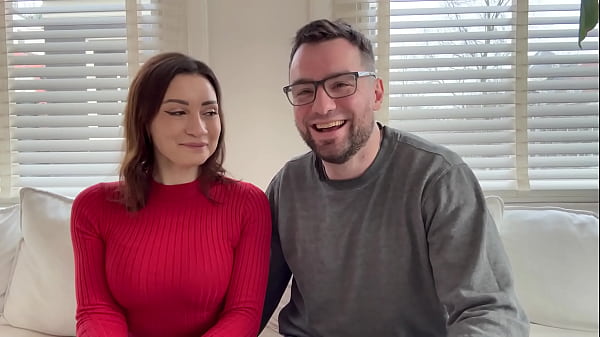 Nonton Beautiful Brunette Italian Milf Goes On Adventure To The Sex Shop In Amsterdam To Buy Sexy Lingerie thumbnail