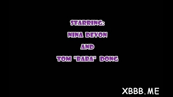 Cunning sweetheart gets squeezed and teased 