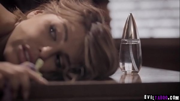 Play MP4 - Adriana Chechik submits to a study in GAPE&excl;