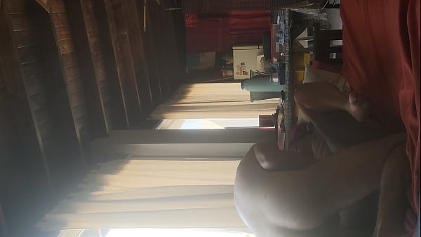 Le encanta la pija y_me cabalga salvaje en_cuarentena