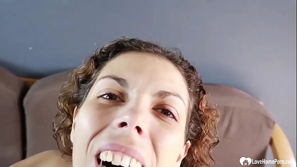 Play MP4 - Stunning friend's gf lets me fuck her